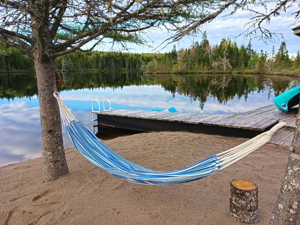 Fiddler'S Lake Escape Gabarus Exterior photo