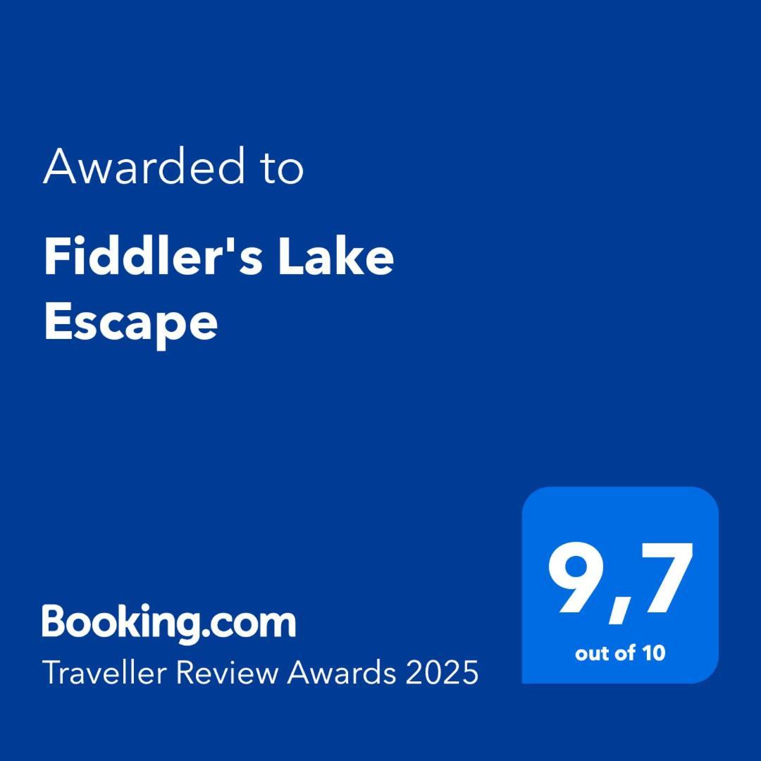 Fiddler'S Lake Escape Gabarus Exterior photo